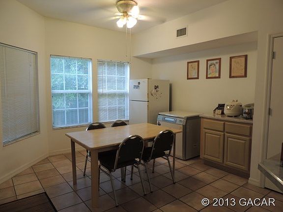 5th image of 2525 NW 93rd St
