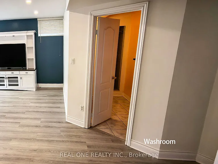 301 Weldrick Rd E #BASEMENT — Photo 12