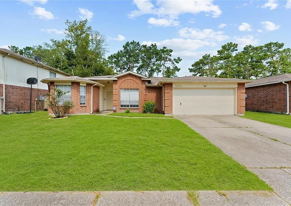19911 Arrowsmith Dr