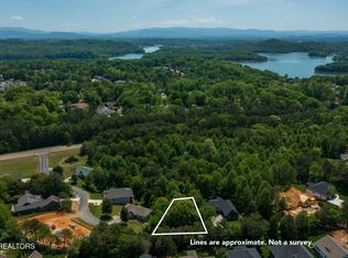 110 Amohi Way, Tellico Plns, TN 37774