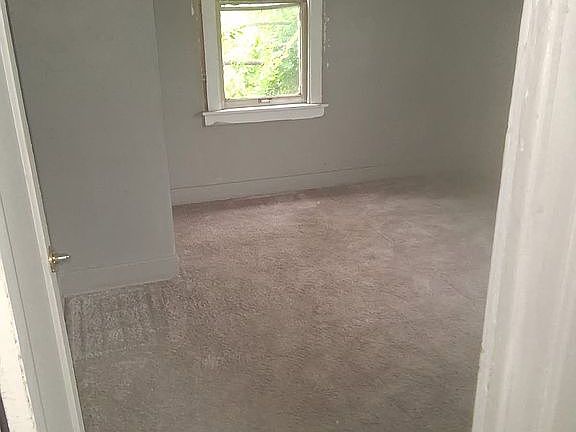 5th image of 10133 Morley St