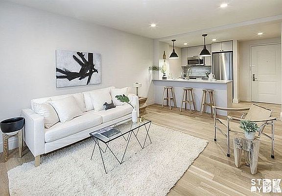 3rd image of 1005 Atlantic Ave #7A
