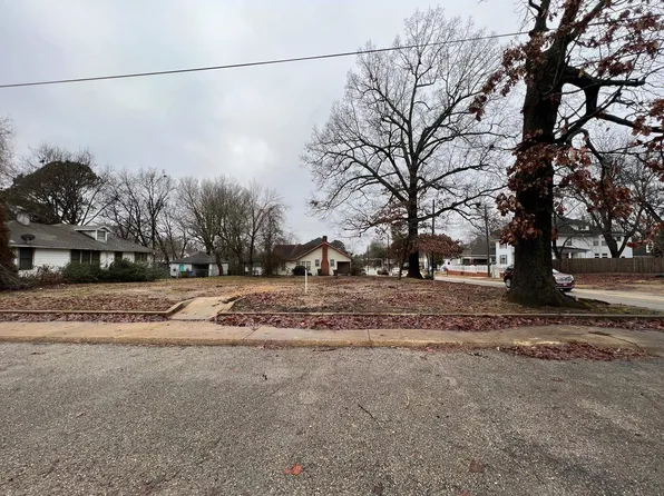 801 Witt St, Jonesboro, AR 72401