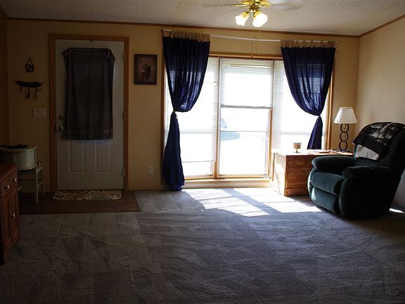 5th image of 605 Phelps Dr