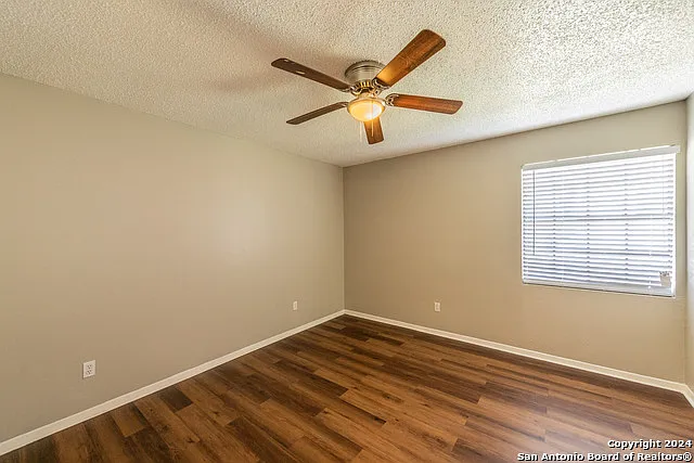 554 Dukeway #1 — Photo 18