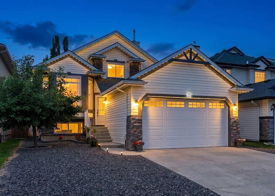 1st image of 35 E Chaparral Cir SE