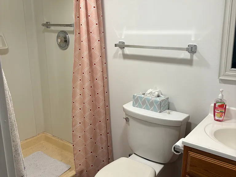 118 Elizabeth Ln — Photo 18
