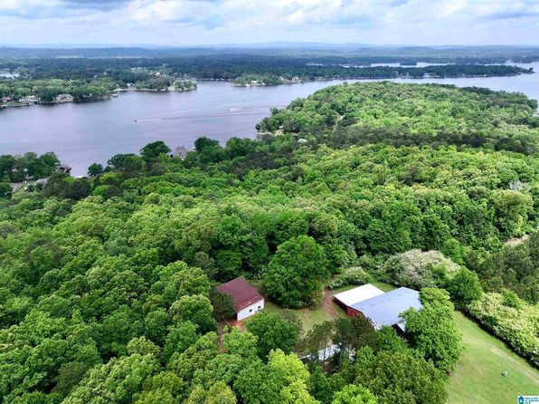 335 Killough Ln, Talladega, AL 35160
