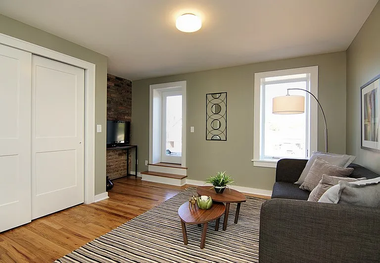 Third floor large space with flexibility to be family room, office or bedroom