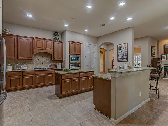 5th image of 24607 Casselberry Dr
