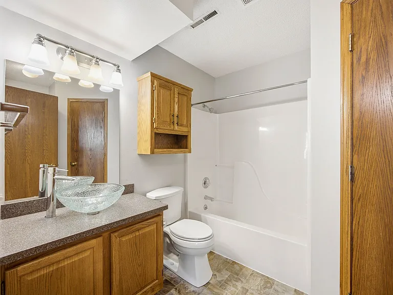 401 SE Lowell Dr #4 — Photo 23
