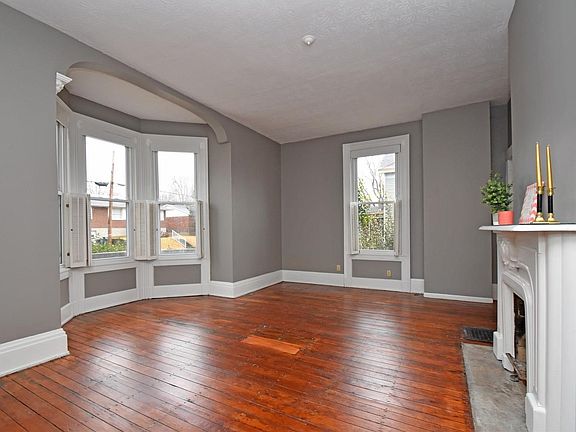 4th image of 6721 Parkland Ave