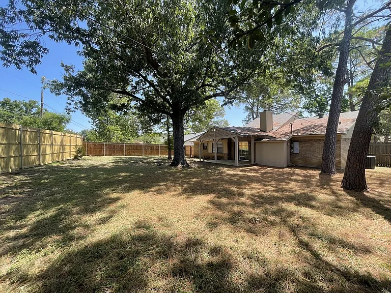 3502 Leighton Dr — Photo 12