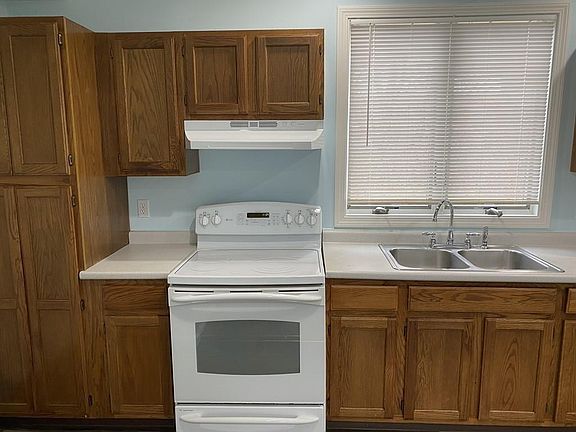5th image of 4 Skerry Street Ct