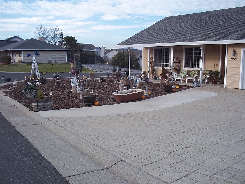 1st image of 358 Toyanza Dr #22