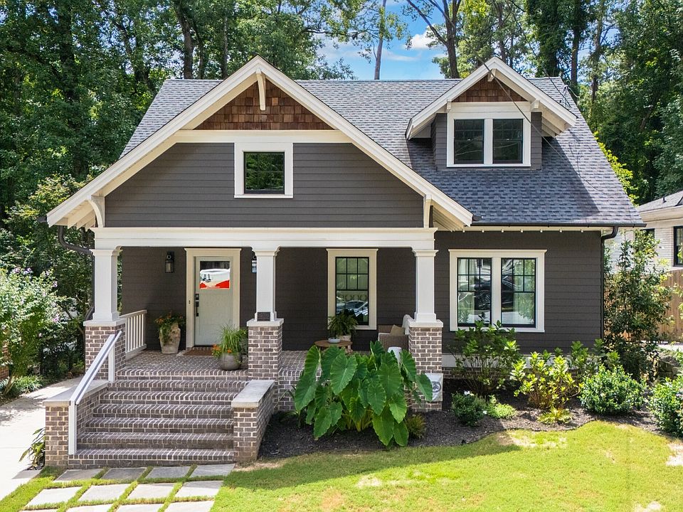 1st image of 785 Martina Dr NE