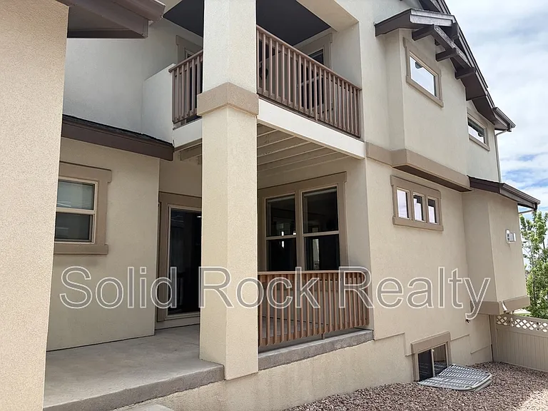 6404 Cubbage Dr — Photo 29