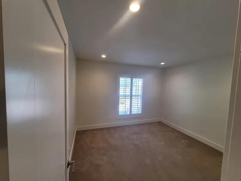 1081 Triunfo Canyon Rd — Photo 16