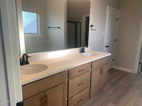 3rd image of 7406 Bon Ami Cir