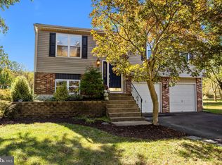 80 Hershey Ct, Newtown, PA 18940