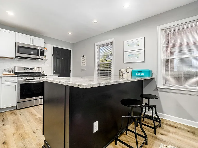 919 Palmer Rd — Photo 11