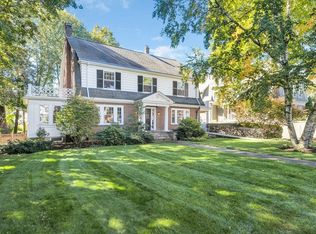 58 Bacon St, Winchester, MA 01890
