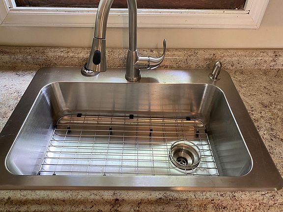 3rd image of 1307 Camden Ave #201