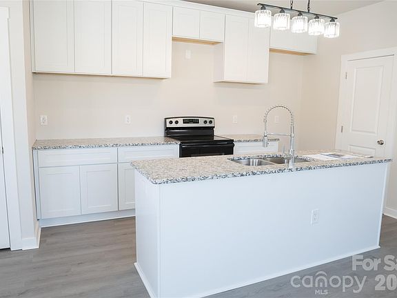 4th image of 1506 7th St