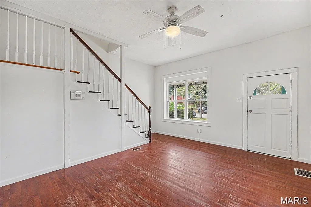 3 bed, 1.5 bath, 1536 sqft, $1,450 — Photo 2