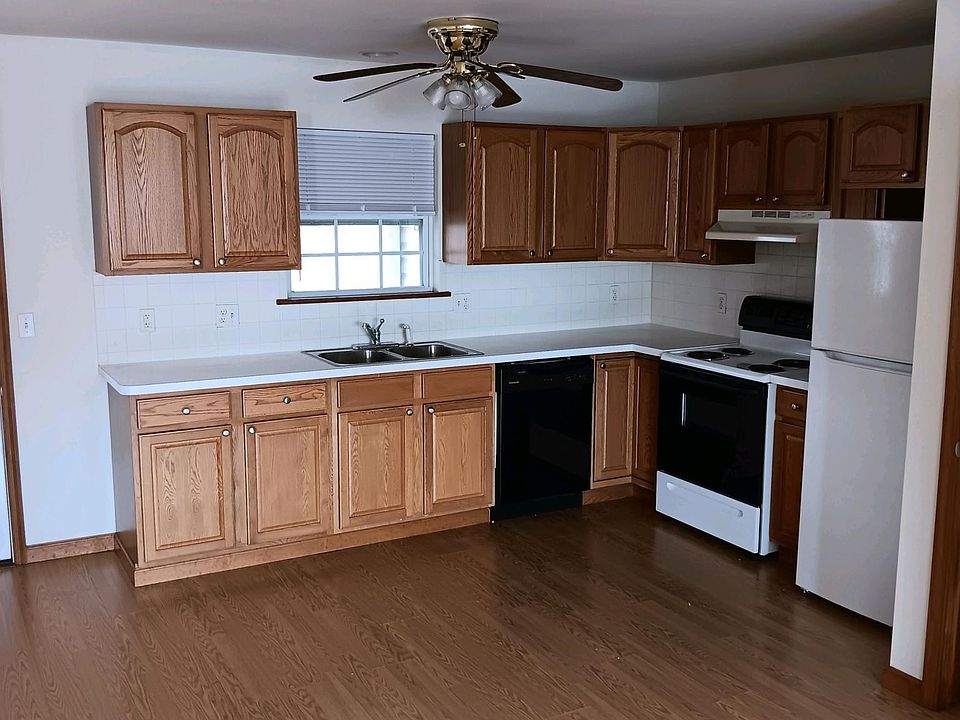 1st image of 102 New Hurbane St APT D