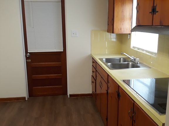 3rd image of 1402 Talton Ave