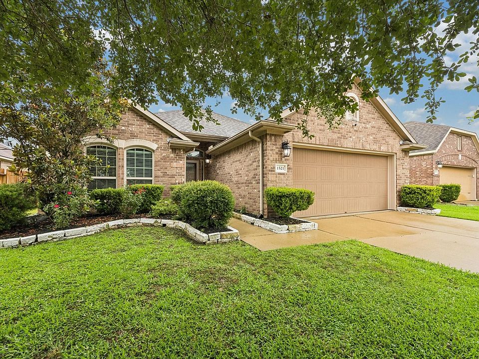 1st image of 1521 Bluestone Edge Ln