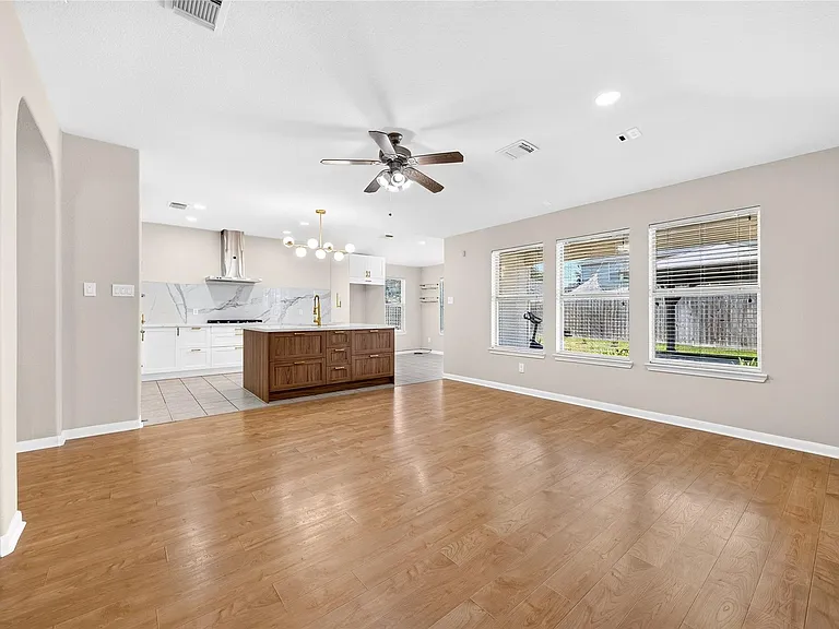 18211 Doral Rock Ct — Photo 13
