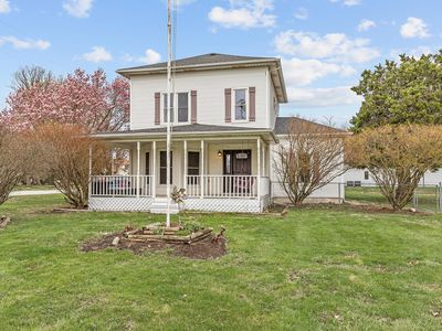 304 E Indiana St, Kouts, IN, 46347