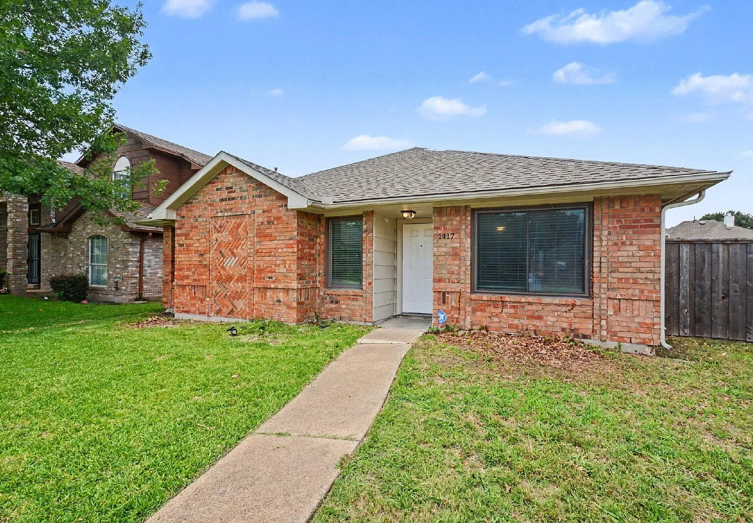 3 bed, 1.5 bath, 1251 sqft, $2,800 — Photo 2