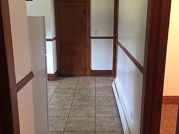 3rd image of 1255 Western Ave
