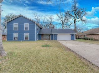 5516 Hickory Ridge Dr, Bossier City, LA 71111
