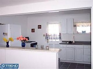 3rd image of 343 Main St