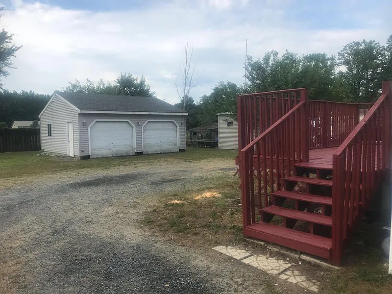 2808 Williamsville Rd — Photo 2