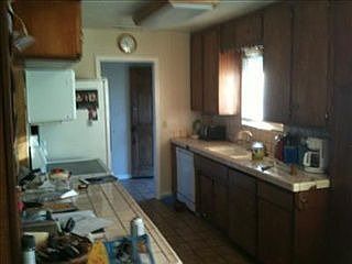 3rd image of 4200 Greenview Dr