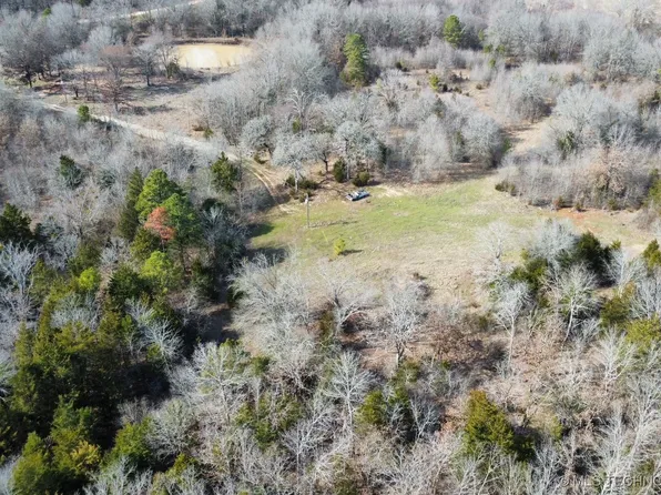 7114 S Peach Ln, Lane, OK 74555