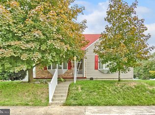 833 N College St, Carlisle, PA 17013