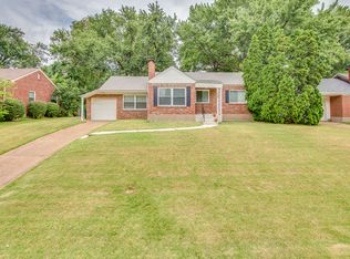 649 Cannonbury Dr, Saint Louis, MO