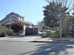 451 Hampton Rd, Hayward, CA 94541