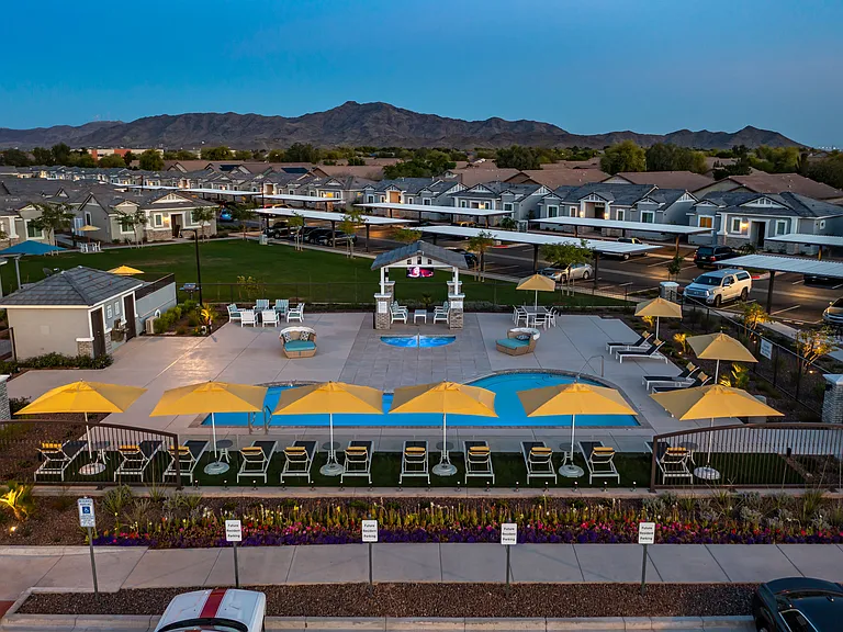 Sienna at South Mountain — Photo 41