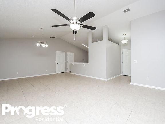 4th image of 418 Valley Edge Dr