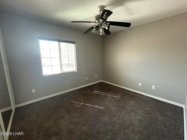 3025 Daytona Ave — Photo 9