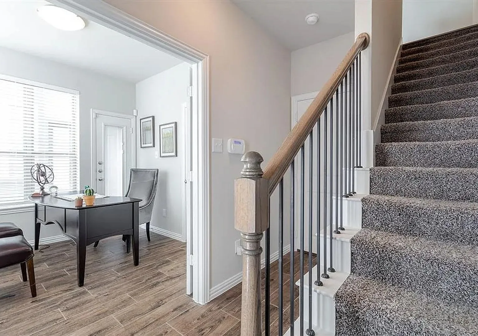 Lamar Townhomes — Photo 3
