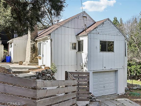 2nd image of 532 Sunset Ln