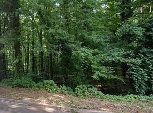 2066 Maple Dr NW, Kennesaw, GA